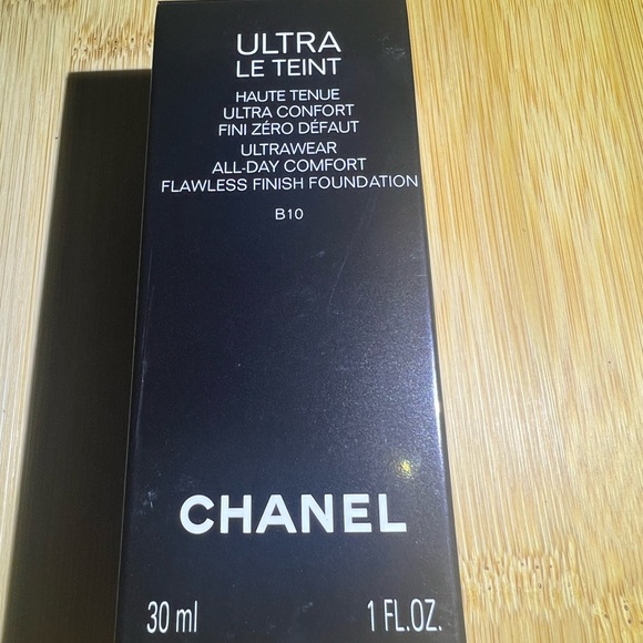 Chanel Ultra Le Teint Ultrawear All Day Comfort Flawless Finish Foundation -BD11 - Picture 6 of 10